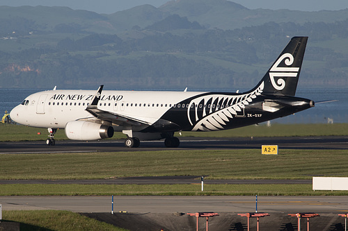Air New Zealand Airbus A320-200 ZK-OXF at Auckland International Airport (NZAA/AKL) Air New Zealand Airbus A320-200 ZK-OXF at Auckland International Airport (NZAA/AKL)