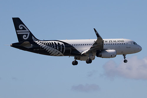 Air New Zealand Airbus A320-200 ZK-OXI at Auckland International Airport (NZAA/AKL) Air New Zealand Airbus A320-200 ZK-OXI at Auckland International Airport (NZAA/AKL)