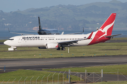 Qantas Boeing 737-800 ZK-ZQD at Auckland International Airport (NZAA/AKL)