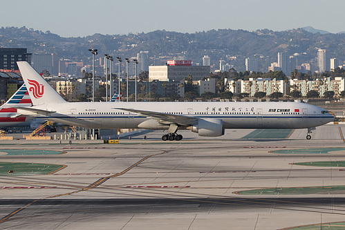 Air China Boeing 777-300ER B-2033 at Los Angeles International Airport (KLAX/LAX)