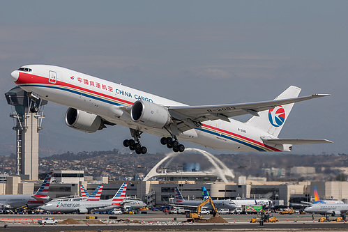 China Cargo Airlines Boeing 777F B-2083 at Los Angeles International Airport (KLAX/LAX) China Cargo Airlines Boeing 777F B-2083 at Los Angeles International Airport (KLAX/LAX)