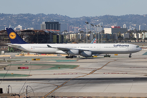 Lufthansa Airbus A340-600 D-AIHY at Los Angeles International Airport (KLAX/LAX)