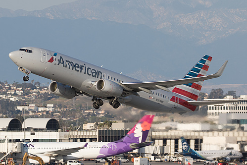American Airlines Boeing 737-800 N969NN at Los Angeles International Airport (KLAX/LAX)