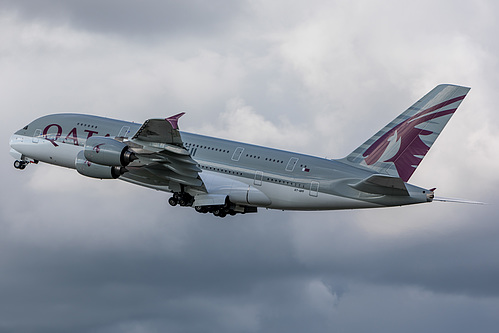 Qatar Airways Airbus A380-800 A7-APF at London Heathrow Airport (EGLL/LHR)
