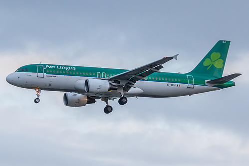 Aer Lingus Airbus A320-200 EI-DEJ at London Heathrow Airport (EGLL/LHR) Aer Lingus Airbus A320-200 EI-DEJ at London Heathrow Airport (EGLL/LHR)