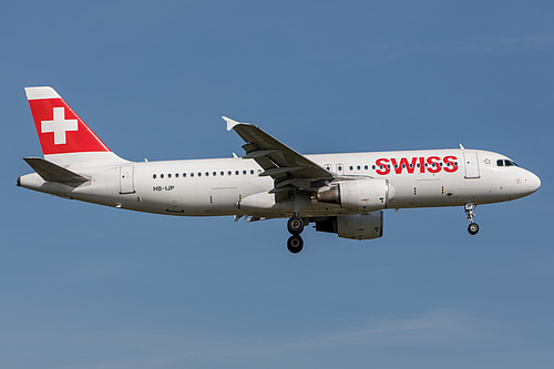 Swiss International Air Lines Airbus A320-200 HB-IJP at London Heathrow Airport (EGLL/LHR)