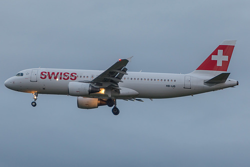 Swiss International Air Lines Airbus A320-200 HB-IJS at London Heathrow Airport (EGLL/LHR) Swiss International Air Lines Airbus A320-200 HB-IJS at London Heathrow Airport (EGLL/LHR)