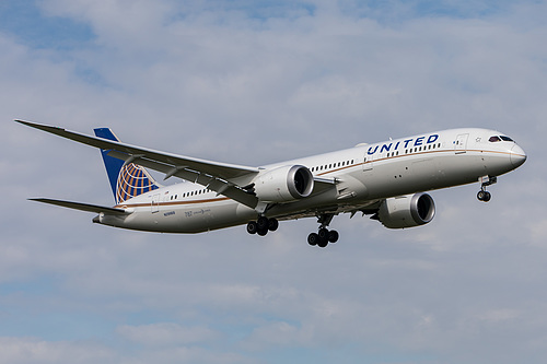United Airlines Boeing 787-9 N29968 at London Heathrow Airport (EGLL/LHR)
