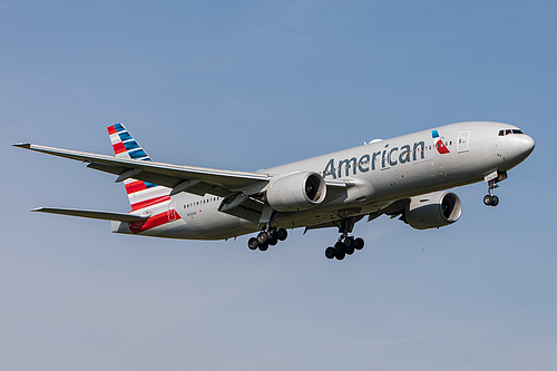 American Airlines Boeing 777-200ER N765AN at London Heathrow Airport (EGLL/LHR)