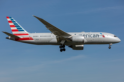 American Airlines Boeing 787-8 N808AN at London Heathrow Airport (EGLL/LHR) American Airlines Boeing 787-8 N808AN at London Heathrow Airport (EGLL/LHR)