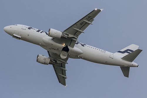 Finnair Airbus A320-200 OH-LXL at London Heathrow Airport (EGLL/LHR)