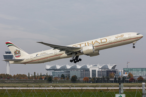 Etihad Airways Boeing 777-300ER A6-ETL at Munich International Airport (EDDM/MUC)