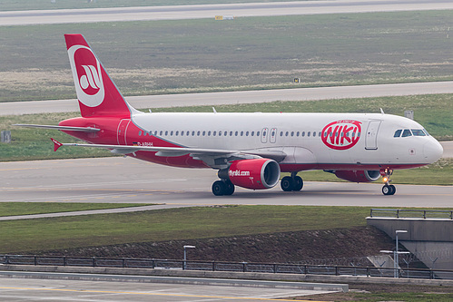 Air Berlin Airbus A320-200 D-ABHH at Munich International Airport (EDDM/MUC)