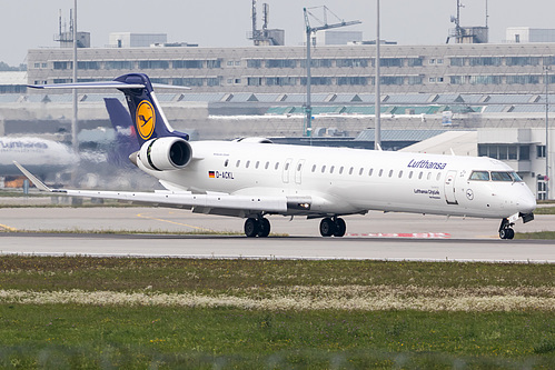 Lufthansa CityLine Canadair CRJ-900 D-ACKL at Munich International Airport (EDDM/MUC) Lufthansa CityLine Canadair CRJ-900 D-ACKL at Munich International Airport (EDDM/MUC)