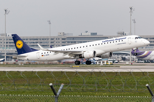 Lufthansa CityLine Embraer ERJ-195 D-AEMC at Munich International Airport (EDDM/MUC) Lufthansa CityLine Embraer ERJ-195 D-AEMC at Munich International Airport (EDDM/MUC)