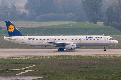 Lufthansa Airbus A321-200 D-AIDP at Munich International Airport (EDDM/MUC)