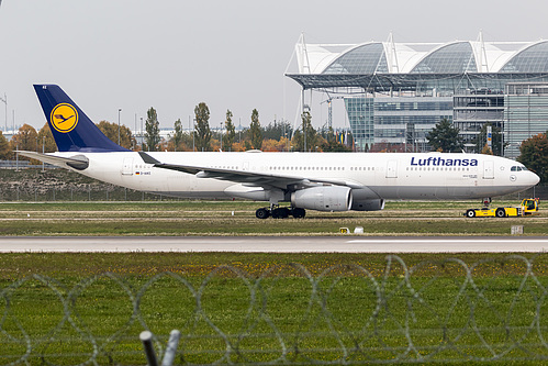 Lufthansa Airbus A330-300 D-AIKE at Munich International Airport (EDDM/MUC)