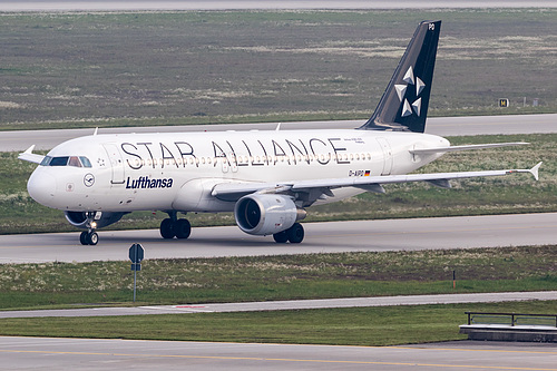 Lufthansa Airbus A320-200 D-AIPD at Munich International Airport (EDDM/MUC)