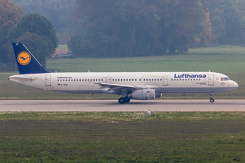Lufthansa Airbus A321-200 D-AISP at Munich International Airport (EDDM/MUC)