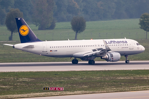 Lufthansa Airbus A320-200 D-AIWB at Munich International Airport (EDDM/MUC)
