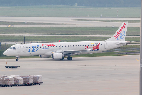 Air Europa Express Embraer ERJ-195 EC-LFZ at Munich International Airport (EDDM/MUC) Air Europa Express Embraer ERJ-195 EC-LFZ at Munich International Airport (EDDM/MUC)