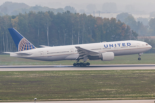United Airlines Boeing 777-200ER N224UA at Munich International Airport (EDDM/MUC)