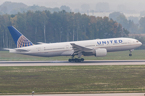United Airlines Boeing 777-200ER N224UA at Munich International Airport (EDDM/MUC) United Airlines Boeing 777-200ER N224UA at Munich International Airport (EDDM/MUC)