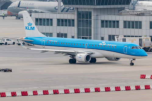 KLM Cityhopper Embraer ERJ-190 PH-EZM at Munich International Airport (EDDM/MUC)