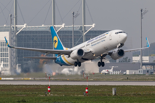 Ukraine International Airlines Boeing 737-800 UR-PSA at Munich International Airport (EDDM/MUC)