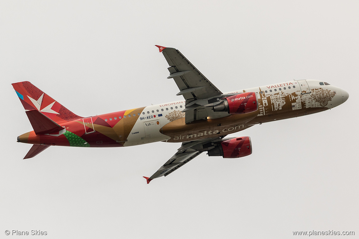 Air Malta Airbus A320-200 9H-AEO at London Heathrow Airport (EGLL/LHR)