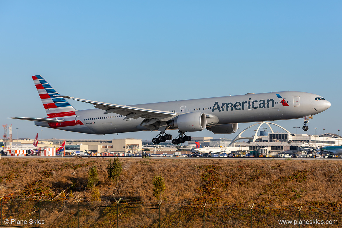 American Airlines Boeing 777-300ER N732AN at Los Angeles International Airport (KLAX/LAX) American Airlines Boeing 777-300ER N732AN at Los Angeles International Airport (KLAX/LAX)