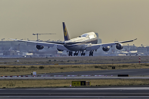 Lufthansa Boeing 747-8i D-ABYT at Frankfurt am Main International Airport (EDDF/FRA)