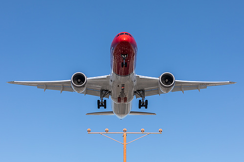 Norwegian Long Haul Boeing 787-9 LN-LNK at Los Angeles International Airport (KLAX/LAX)