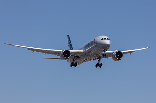 American Airlines Boeing 787-9 N824AN at Los Angeles International Airport (KLAX/LAX)