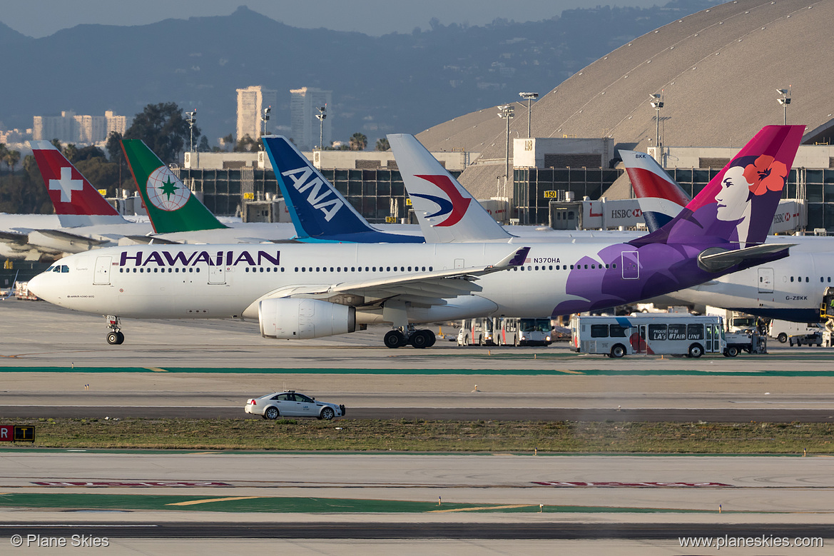 Hawaiian Airlines Airbus A330-200 N370HA at Los Angeles International Airport (KLAX/LAX)