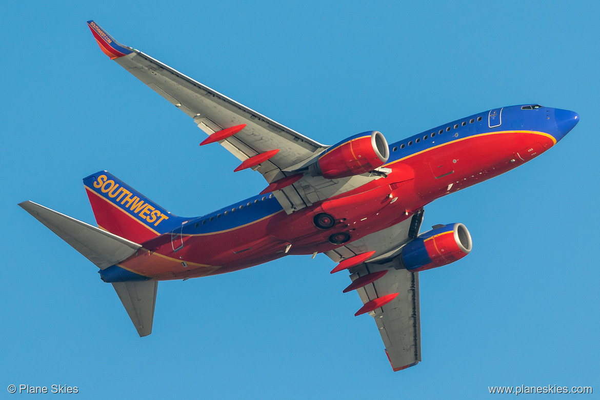 Southwest Airlines Boeing 737-700 N488WN at Los Angeles International Airport (KLAX/LAX) Southwest Airlines Boeing 737-700 N488WN at Los Angeles International Airport (KLAX/LAX)