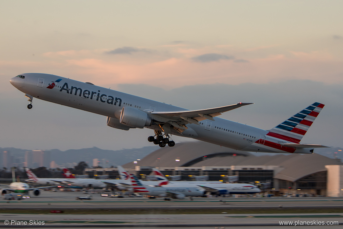 American Airlines Boeing 777-300ER N731AN at Los Angeles International Airport (KLAX/LAX)