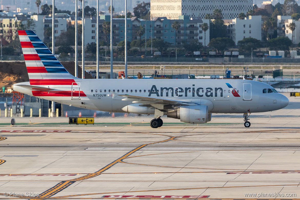American Airlines Airbus A319-100 N750UW at Los Angeles International Airport (KLAX/LAX)