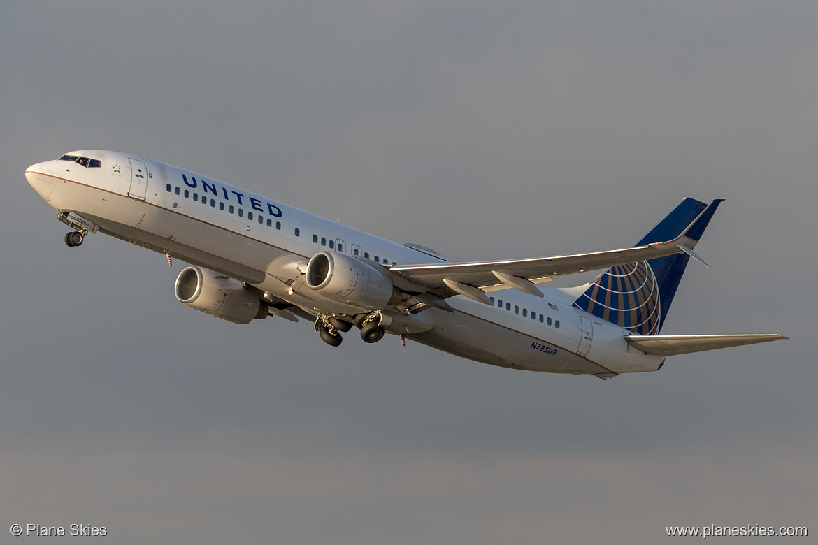 United Airlines Boeing 737-800 N78509 at Los Angeles International Airport (KLAX/LAX)