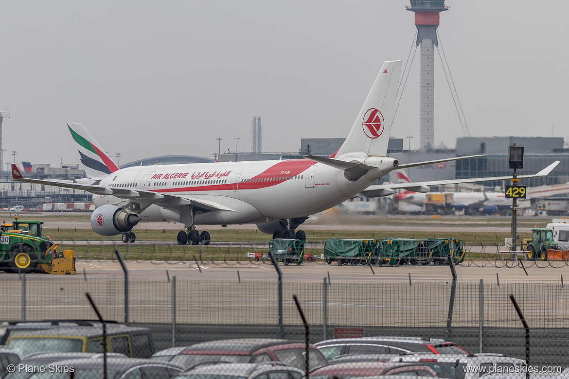 Air Algérie Airbus A330-200 7T-VJW at London Heathrow Airport (EGLL/LHR)