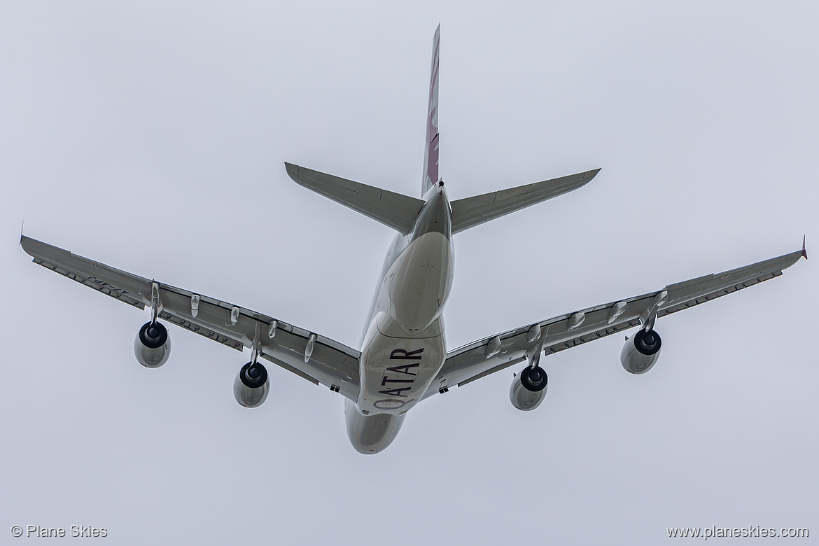 Qatar Airways Airbus A380-800 A7-APJ at London Heathrow Airport (EGLL/LHR) Qatar Airways Airbus A380-800 A7-APJ at London Heathrow Airport (EGLL/LHR)