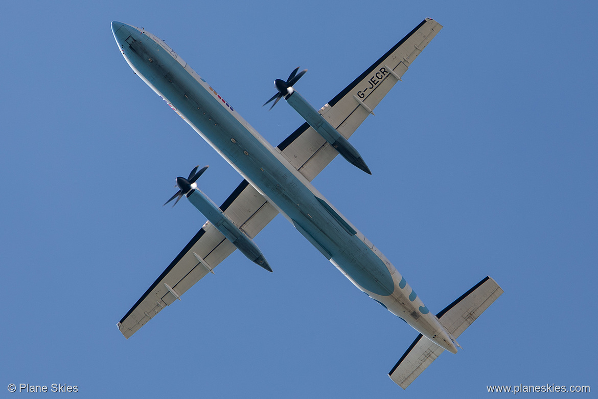 Flybe DHC Dash-8-400 G-JECR at London Heathrow Airport (EGLL/LHR)