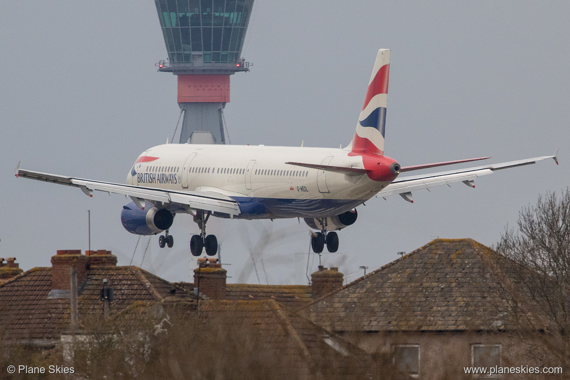 British Airways Airbus A321-200 G-MEDL at London Heathrow Airport (EGLL/LHR) British Airways Airbus A321-200 G-MEDL at London Heathrow Airport (EGLL/LHR)