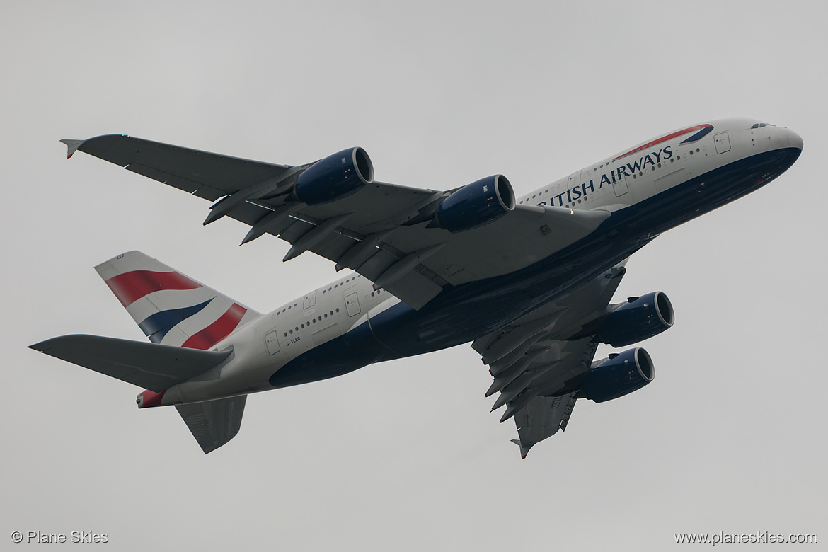 British Airways Airbus A380-800 G-XLEC at London Heathrow Airport (EGLL/LHR) British Airways Airbus A380-800 G-XLEC at London Heathrow Airport (EGLL/LHR)
