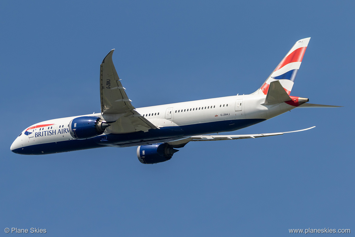 British Airways Boeing 787-9 G-ZBKJ at London Heathrow Airport (EGLL/LHR)