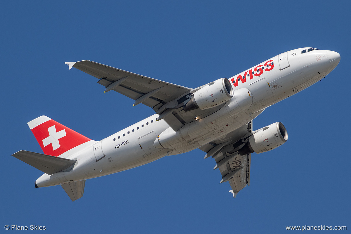 Swiss International Air Lines Airbus A319-100 HB-IPX at London Heathrow Airport (EGLL/LHR)