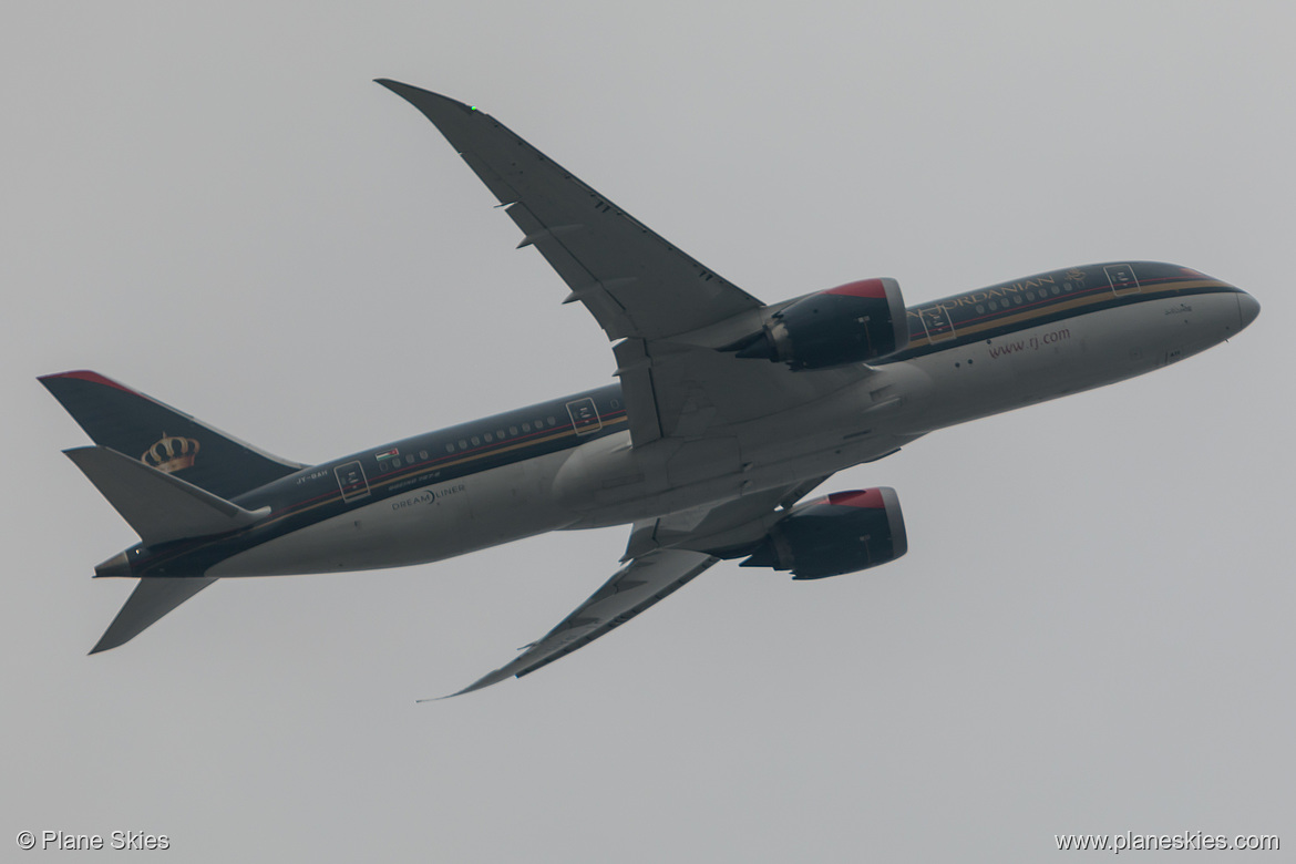 Royal Jordanian Boeing 787-8 JY-BAH at London Heathrow Airport (EGLL/LHR) Royal Jordanian Boeing 787-8 JY-BAH at London Heathrow Airport (EGLL/LHR)
