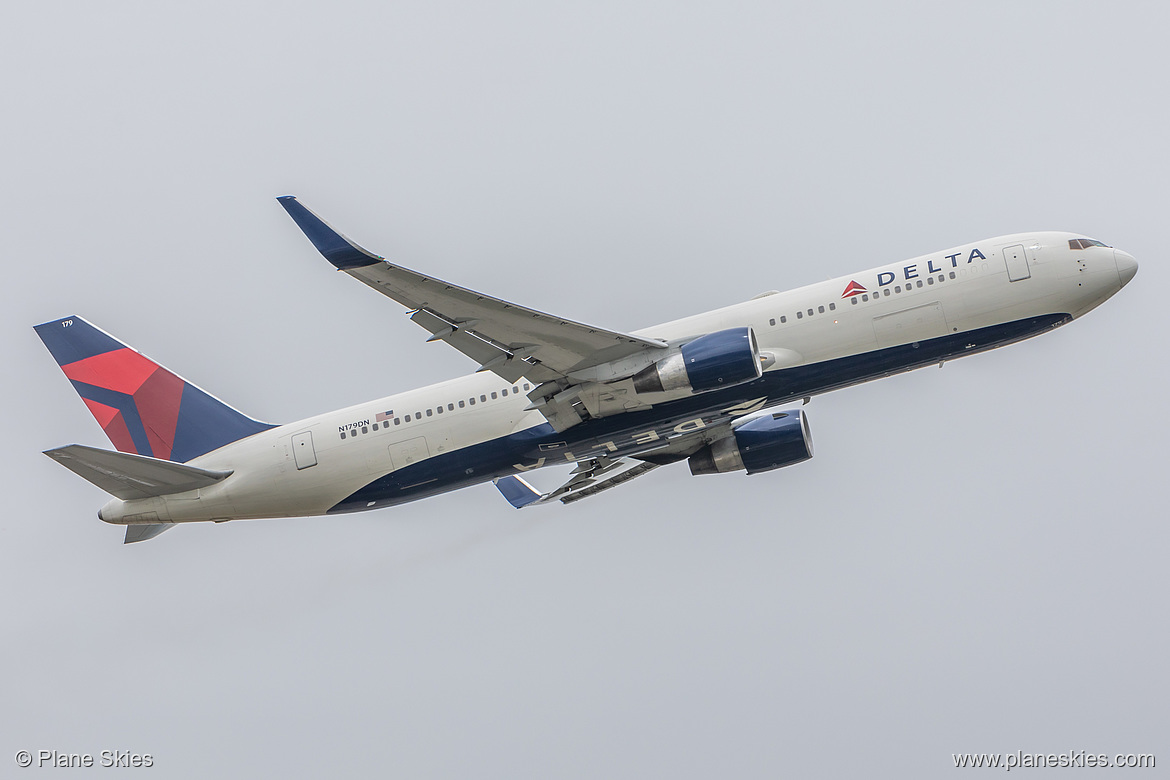 Delta Air Lines Boeing 767-300ER N179DN at London Heathrow Airport (EGLL/LHR) Delta Air Lines Boeing 767-300ER N179DN at London Heathrow Airport (EGLL/LHR)