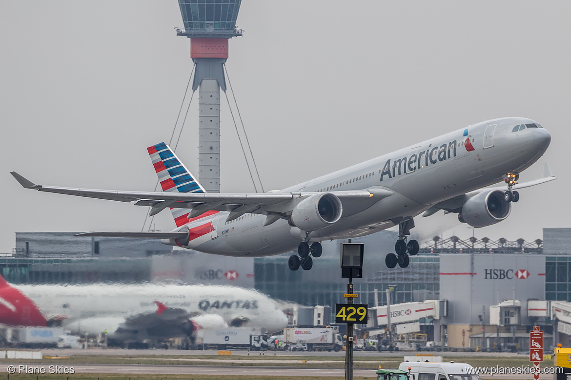 American Airlines Airbus A330-300 N276AY at London Heathrow Airport (EGLL/LHR)