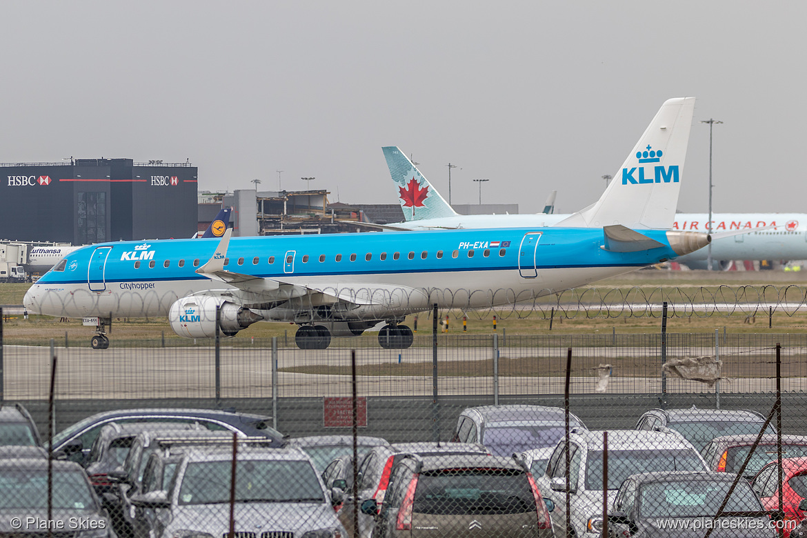 KLM Cityhopper Embraer ERJ-190 PH-EXA at London Heathrow Airport (EGLL/LHR)